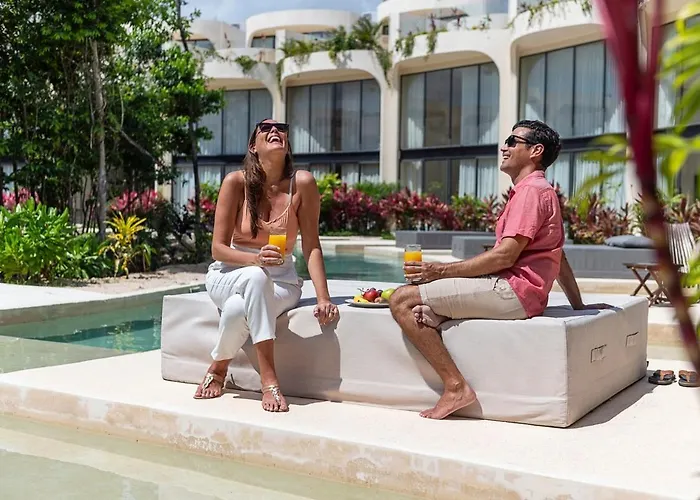 Luxury Mistiq Private Pool And Art